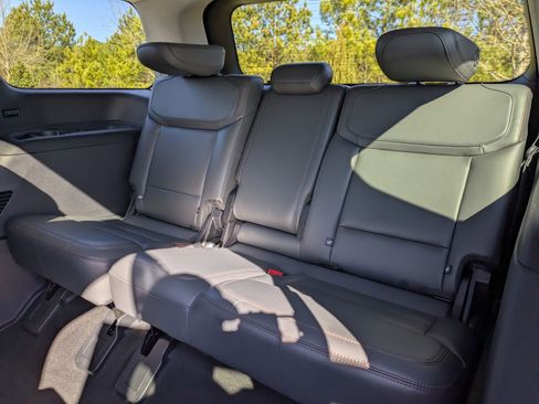 Certified 2025 Ford Expedition Active image 26