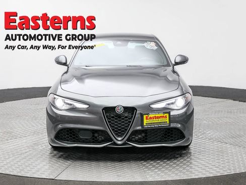 Used 2022 Alfa Romeo Giulia Sprint image 2