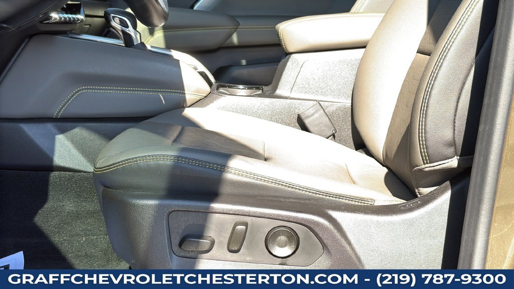 Used 2025 Chevrolet Colorado ZR2 AWD/4WD image 24