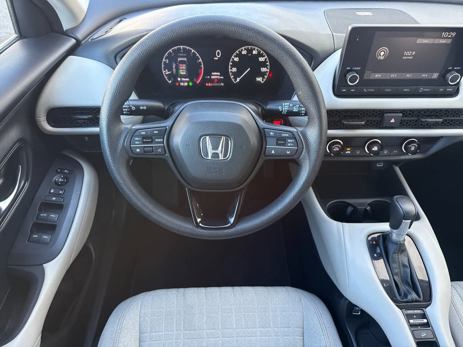 Used 2023 Honda HR-V LX image 14