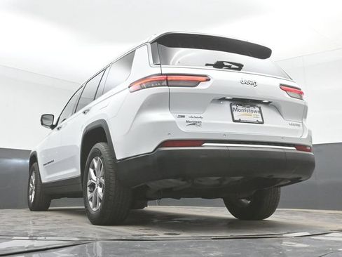 Used 2022 Jeep Grand Cherokee L Limited AWD/4WD image 50