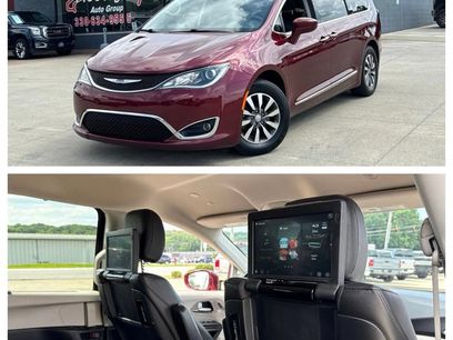 Used 2020 Chrysler Pacifica Touring-L Plus