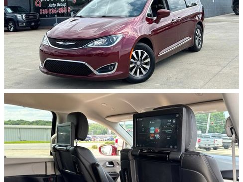 Used 2020 Chrysler Pacifica Touring-L Plus FWD image 1