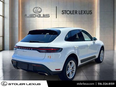 Used 2026 Porsche Macan AWD/4WD image 5