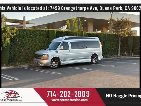 Used 2015 Chevrolet Express 2500 Extended Van 3D image 13