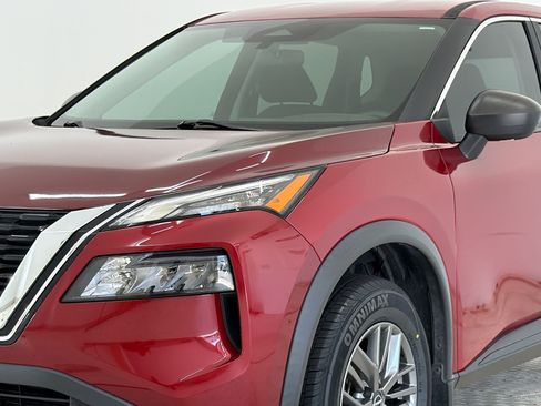 Used 2023 Nissan Rogue S FWD image 12