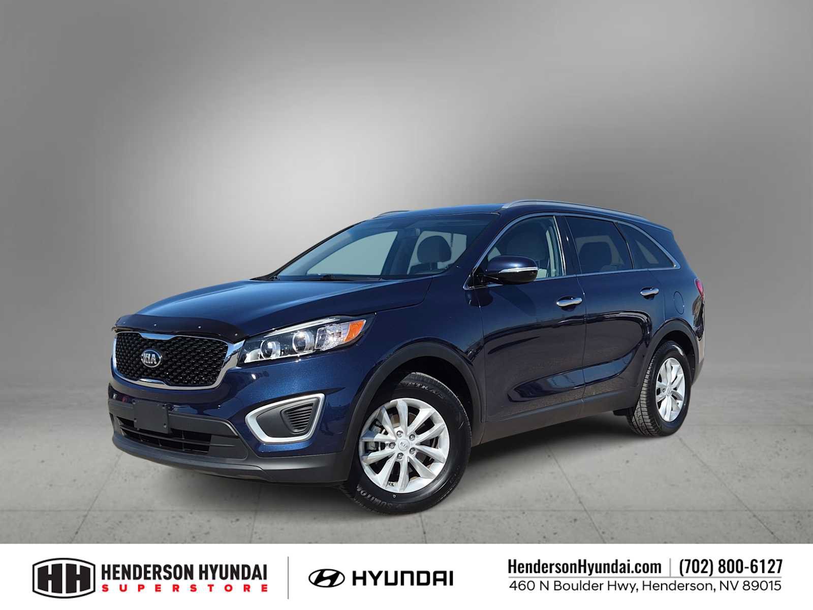 Used 2018 Kia Sorento FWD image 1