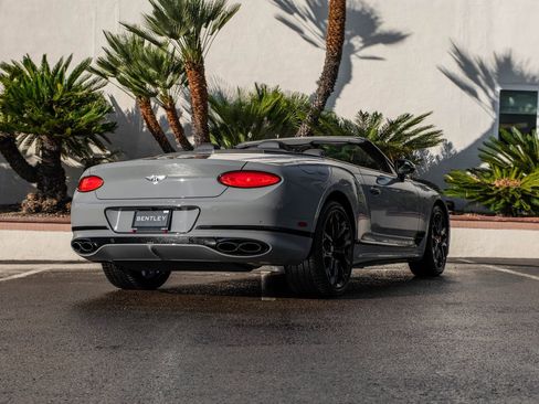Used 2023 Bentley Continental GT Mulliner image 34