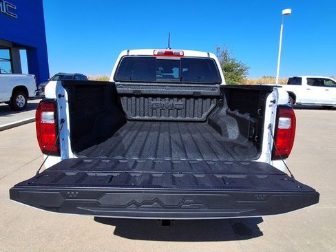 New 2026 GMC Canyon AT4 w/ AT4 Premium Package image 9