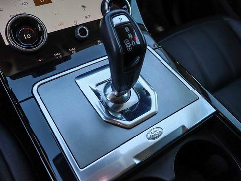 Used 2022 Land Rover Range Rover Evoque SE image 20