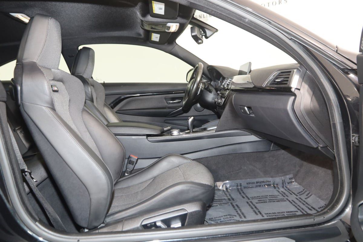 Used 2018 BMW M4 Coupe RWD image 13