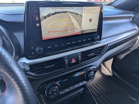 Used 2022 Kia Forte GT image 29