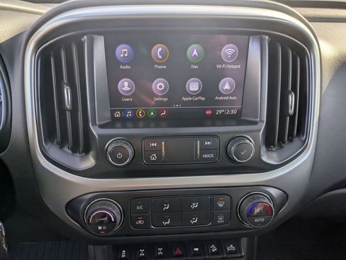 Used 2021 Chevrolet Colorado ZR2 image 16