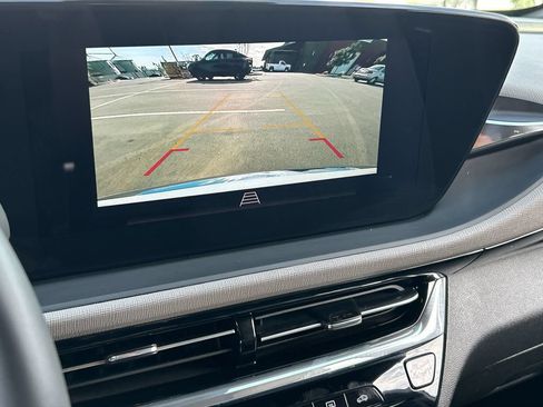 Used 2025 Buick Envista Avenir FWD image 15