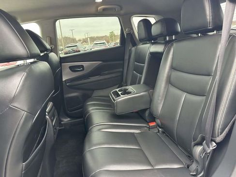 Used 2024 Nissan Murano SV w/ SV Midnight Edition Package image 15