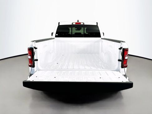 New 2026 RAM 1500 Express AWD/4WD image 16