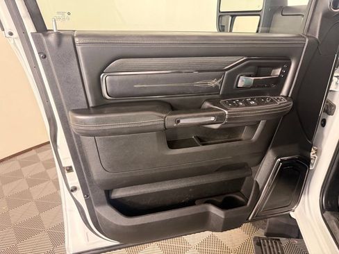 Used 2023 RAM 2500 Limited AWD/4WD image 22