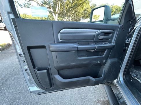 Used 2024 RAM 3500 Tradesman image 39