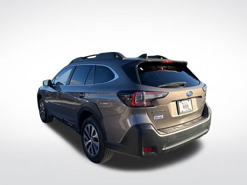 Certified 2024 Subaru Outback Premium AWD/4WD image 12