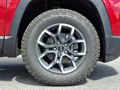 Certified 2026 Chevrolet Equinox ACTIV image 8