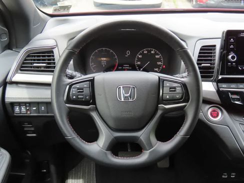Certified 2025 Honda Odyssey Sport-L image 20