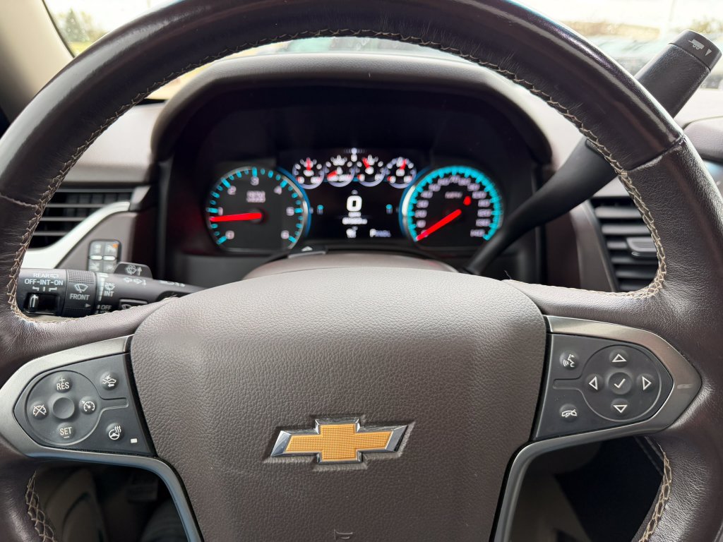 Used 2019 Chevrolet Tahoe Premier AWD/4WD image 11