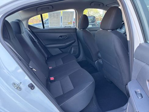 Used 2025 Nissan Sentra SV FWD image 23