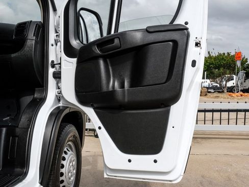 Used 2023 RAM ProMaster 2500 FWD image 39