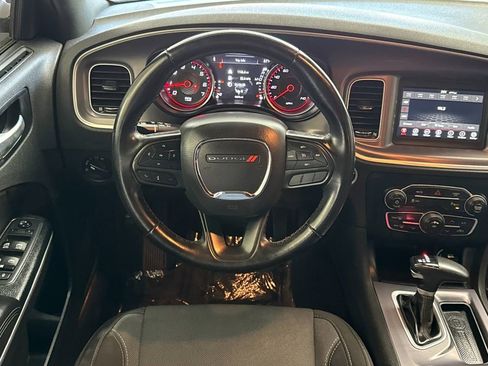 Used 2022 Dodge Charger SXT image 13