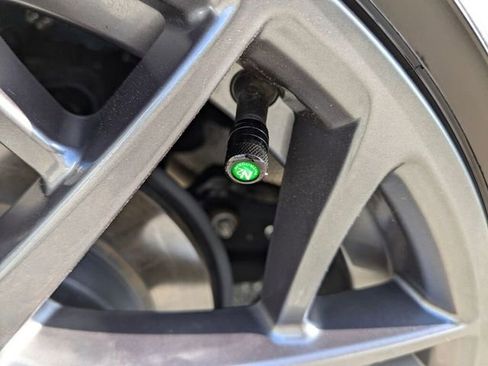 Used 2025 Toyota Camry SE w/ Convenience Package image 13