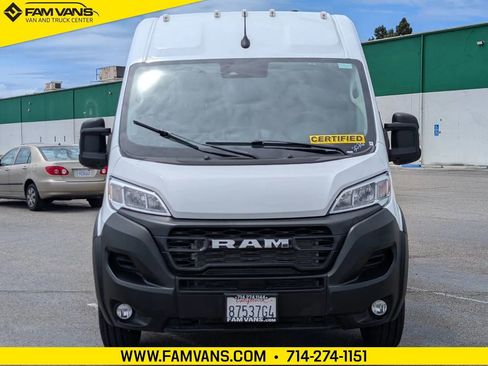 Used 2026 RAM ProMaster 2500 w/ Convenience Group FWD image 2
