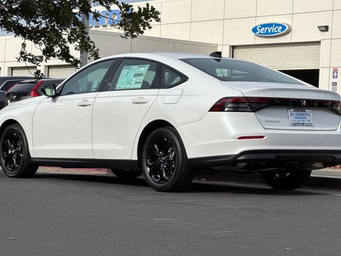 Used 2025 Honda Accord SE image 5