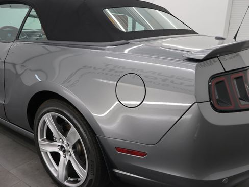 Used 2014 Ford Mustang GT Premium RWD image 28