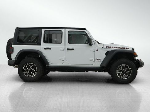Used 2026 Jeep Wrangler Unlimited Rubicon AWD/4WD image 6