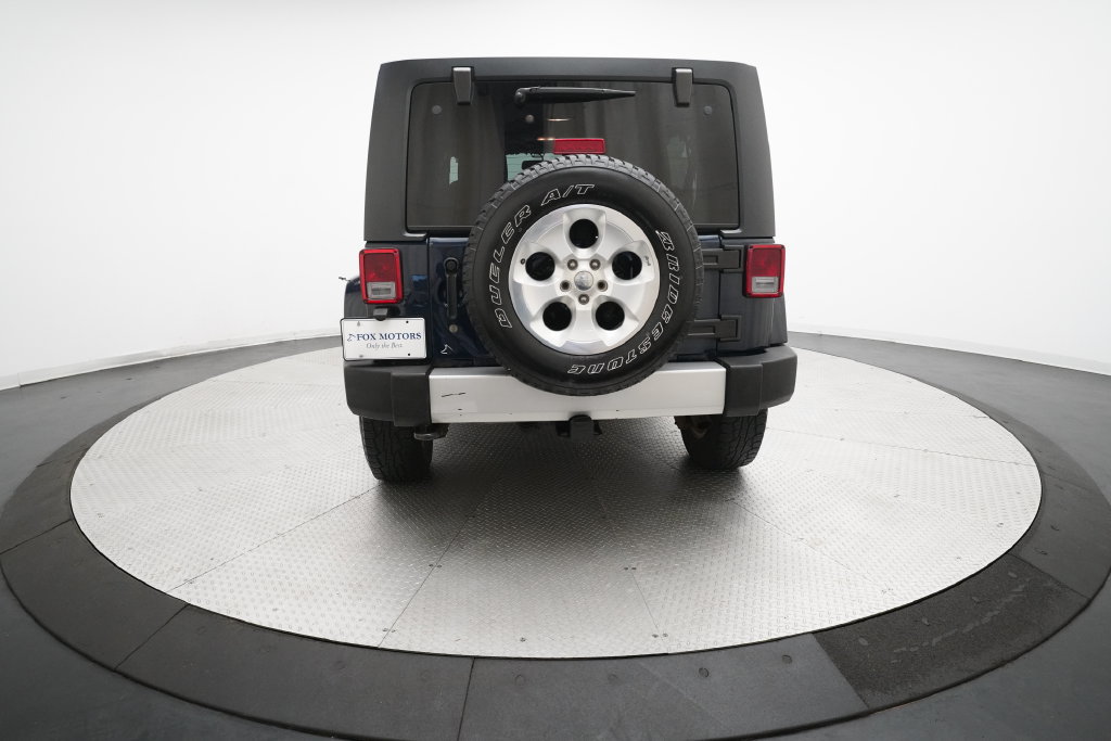 Used 2013 Jeep Wrangler Unlimited Sahara w/ Connectivity Group AWD/4WD image 24
