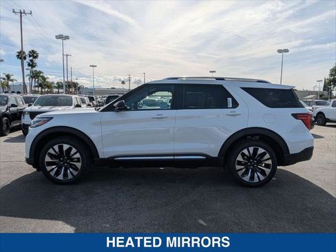 New 2026 Ford Explorer Platinum AWD/4WD image 2