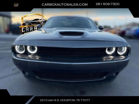 Used 2023 Dodge Challenger SXT w/ Blacktop Package RWD image 8