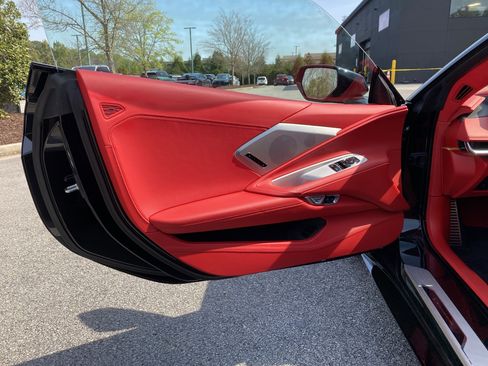 Used 2023 Chevrolet Corvette Stingray Premium Cpe w/ Z51 Performance Package image 22