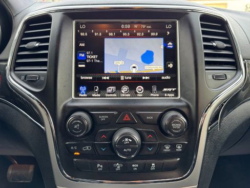Used 2014 Jeep Grand Cherokee SRT8 w/ Luxury Group II AWD/4WD image 22