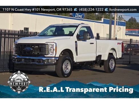 New 2026 Ford F250 XL w/ FX4 Off-Road Package AWD/4WD image 11