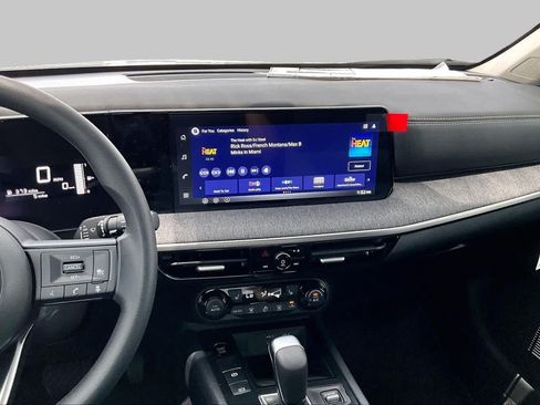New 2026 Nissan Kicks SV w/ SV Premium Package FWD image 6