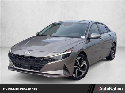 Used 2023 Hyundai Elantra SEL w/ Convenience Package