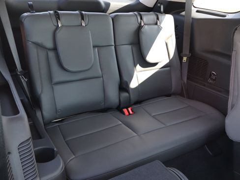 New 2026 Ford Explorer Active w/ Active Comfort Package image 12