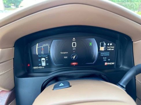 Used 2015 Cadillac Escalade Platinum AWD/4WD image 18