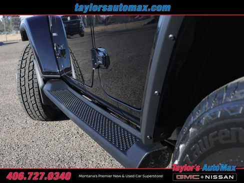 Used 2021 Jeep Wrangler Unlimited Sahara w/ Uconnect 4C Nav & Sound Group image 33