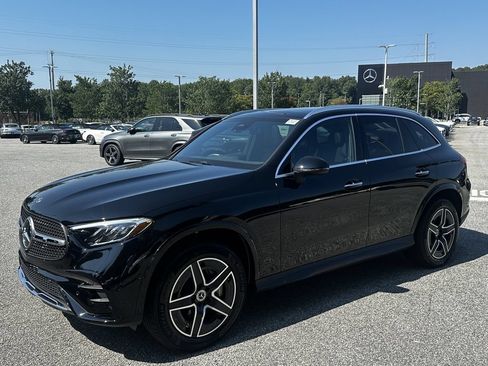 Certified 2026 Mercedes-Benz GLC 300 image 4