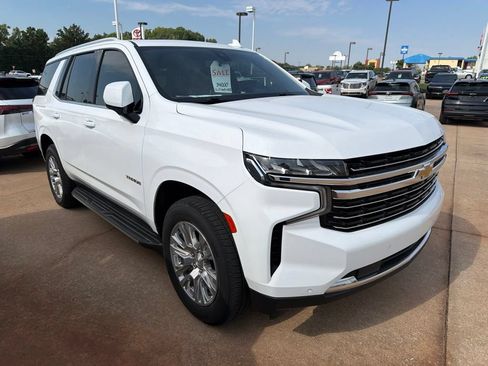 Used 2021 Chevrolet Tahoe LT w/ Luxury Package AWD/4WD image 3