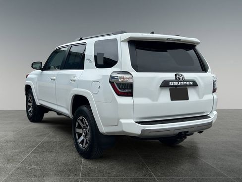 Used 2024 Toyota 4Runner TRD Off-Road Premium image 6