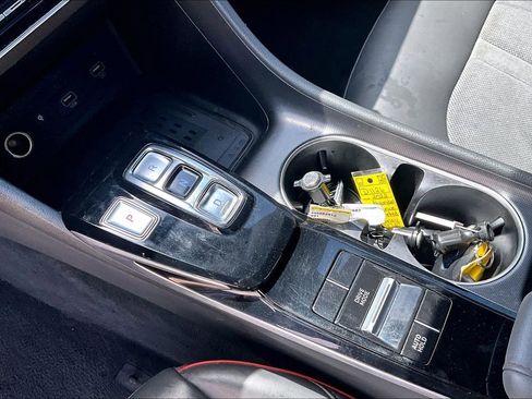 Used 2021 Hyundai Sonata SEL Plus w/ Tech Package FWD image 16
