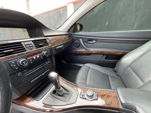 Used 2010 BMW 328i xDrive Coupe AWD/4WD image 36